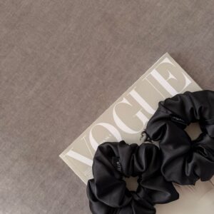 Scrunchie Satin/Silk Be Pearl
